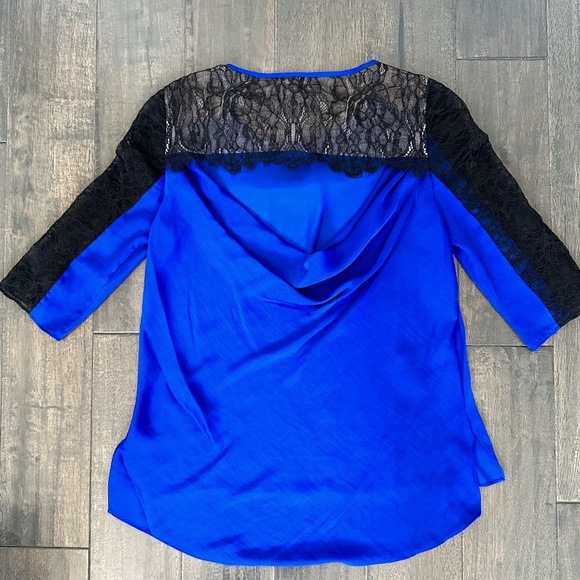 BCBG Maxazria Top - Picture 2 of 4